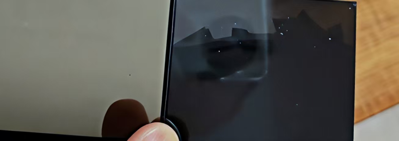 Diferenças na transmitância entre vidro LCD TN e IPS